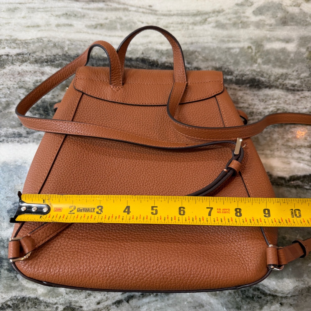 Kate Spade Leila Medium Flap Leather Backpack
NWOT - Picture 11 of 11